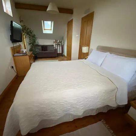 Thompsons Arms 3*